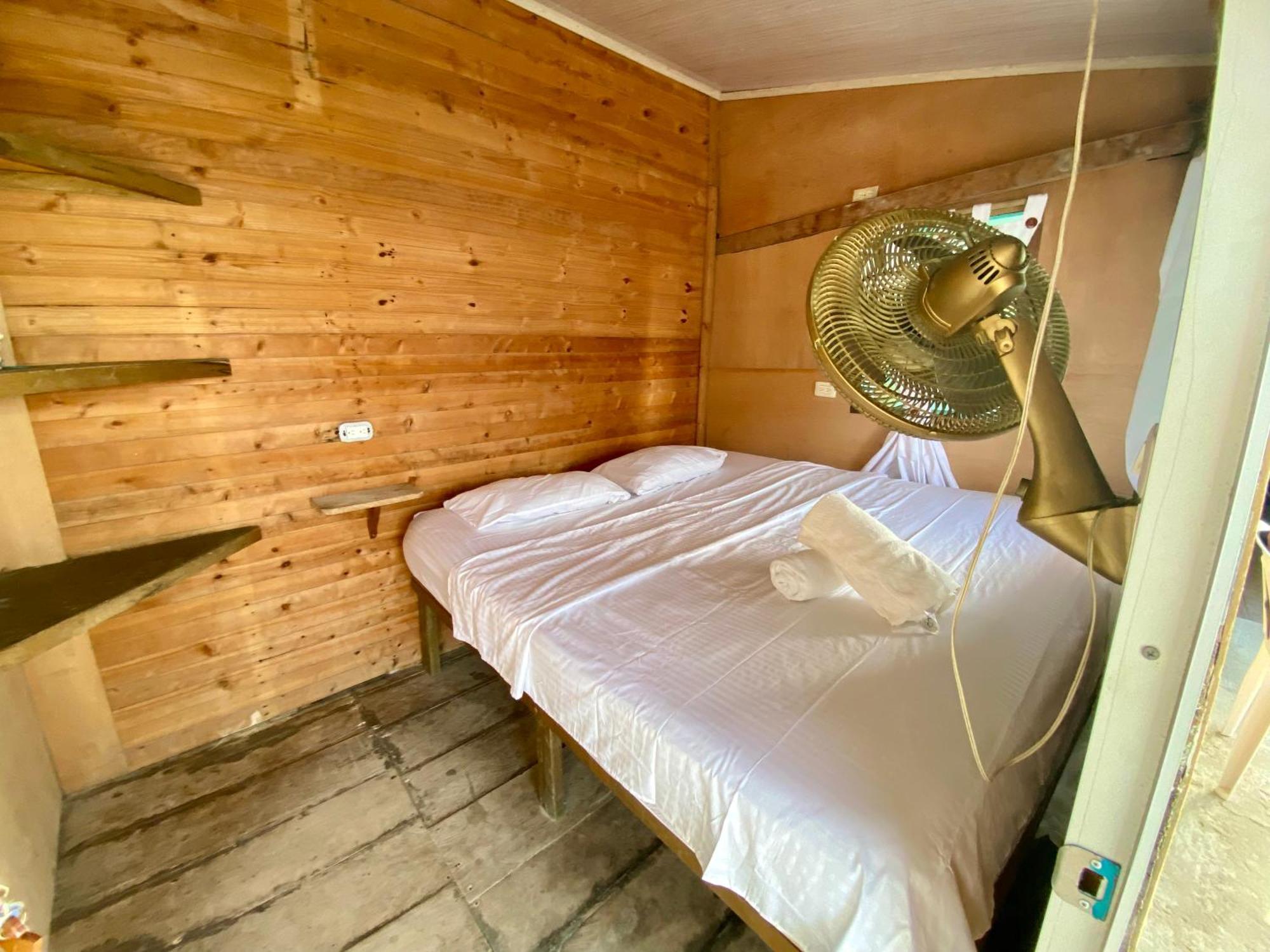Eco Hostal Estrella De Mar Isla Múcura Exteriör bild
