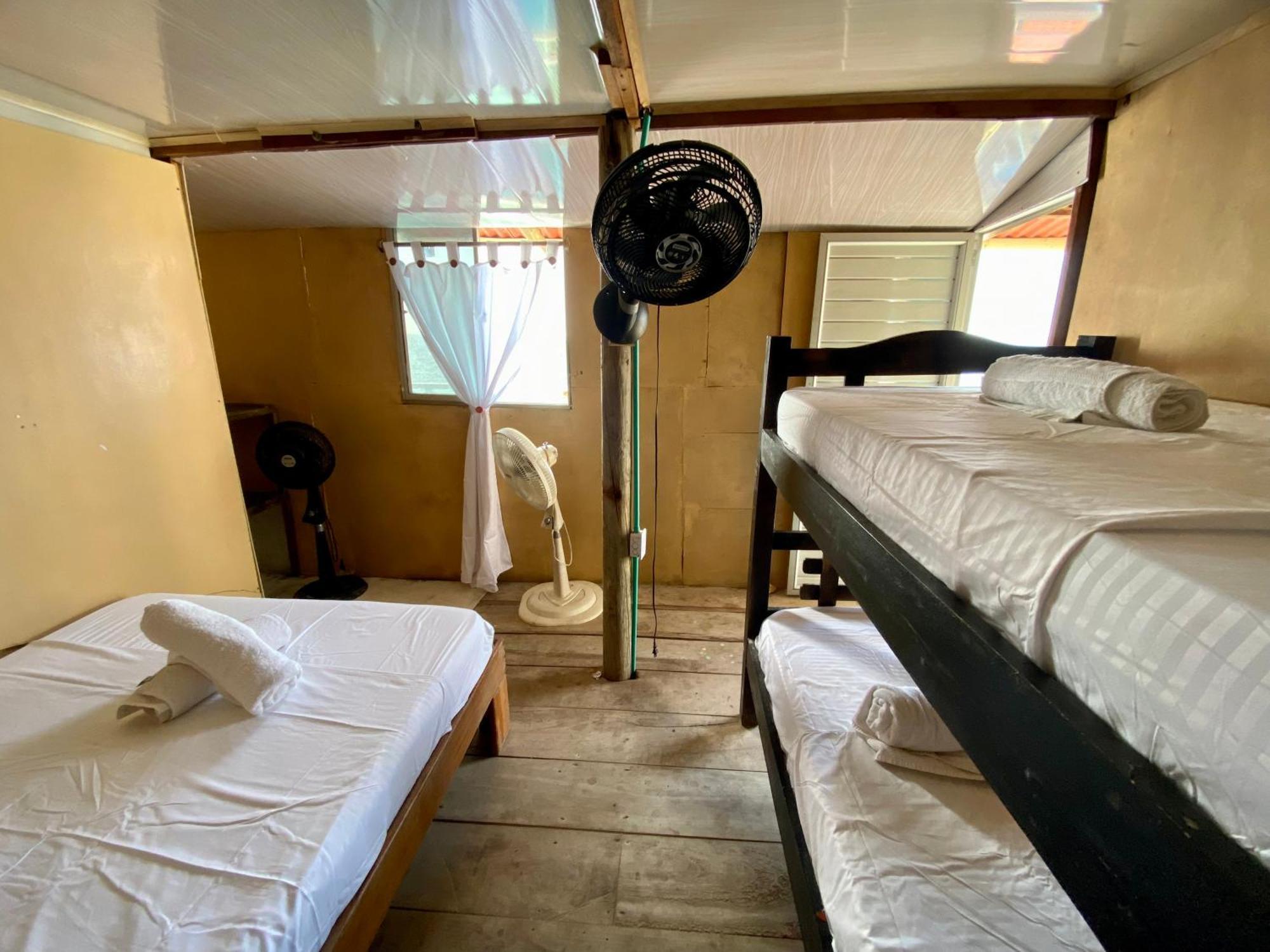 Eco Hostal Estrella De Mar Isla Múcura Exteriör bild