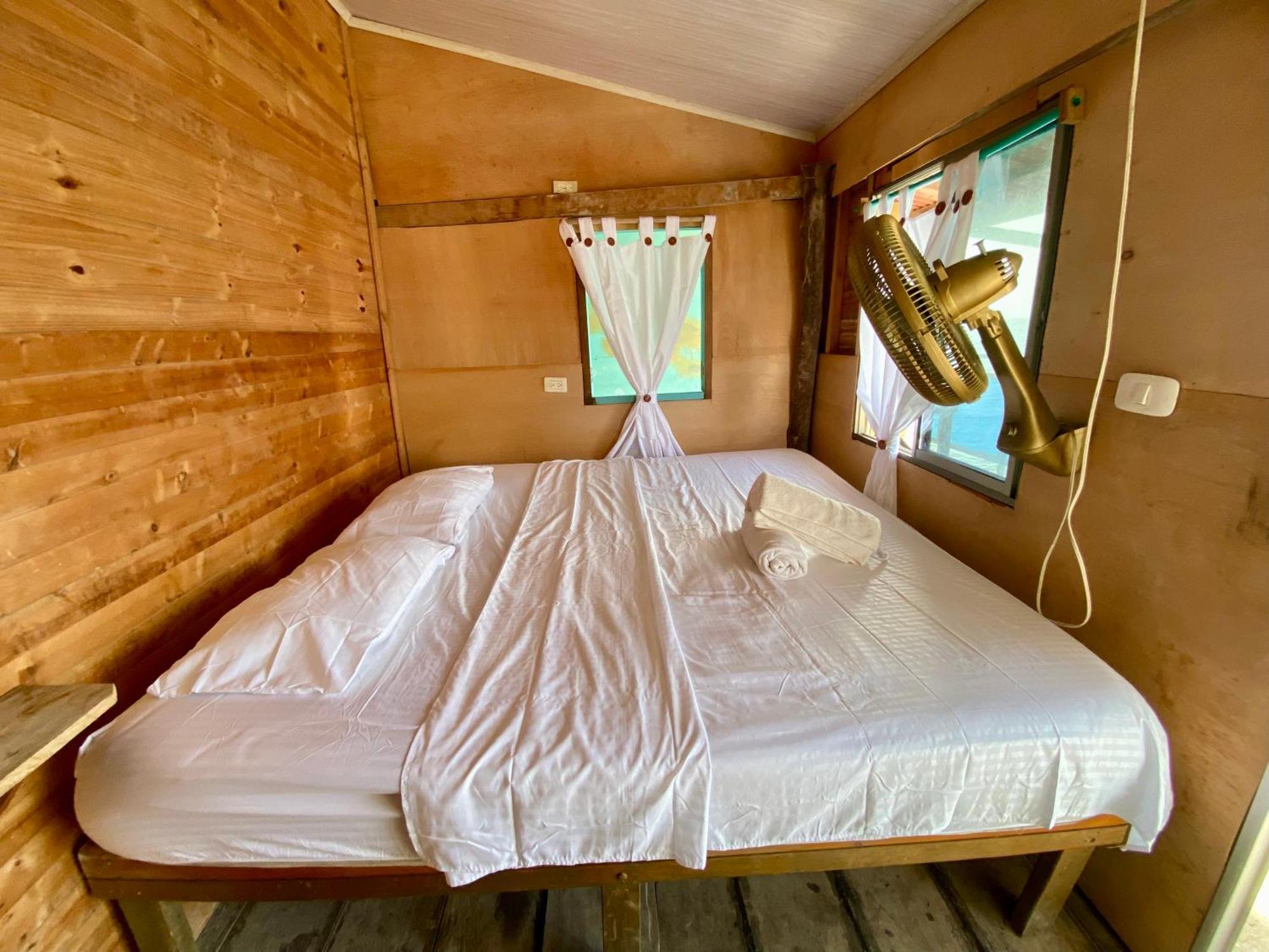 Eco Hostal Estrella De Mar Isla Múcura Exteriör bild